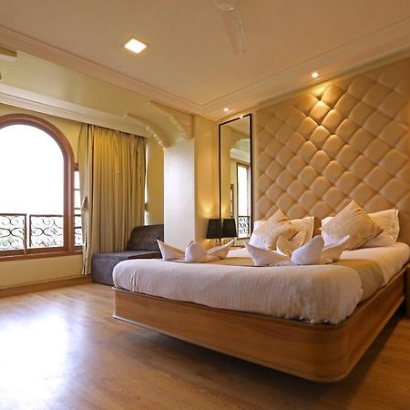Gulf Hotel Mumbai Ruang foto