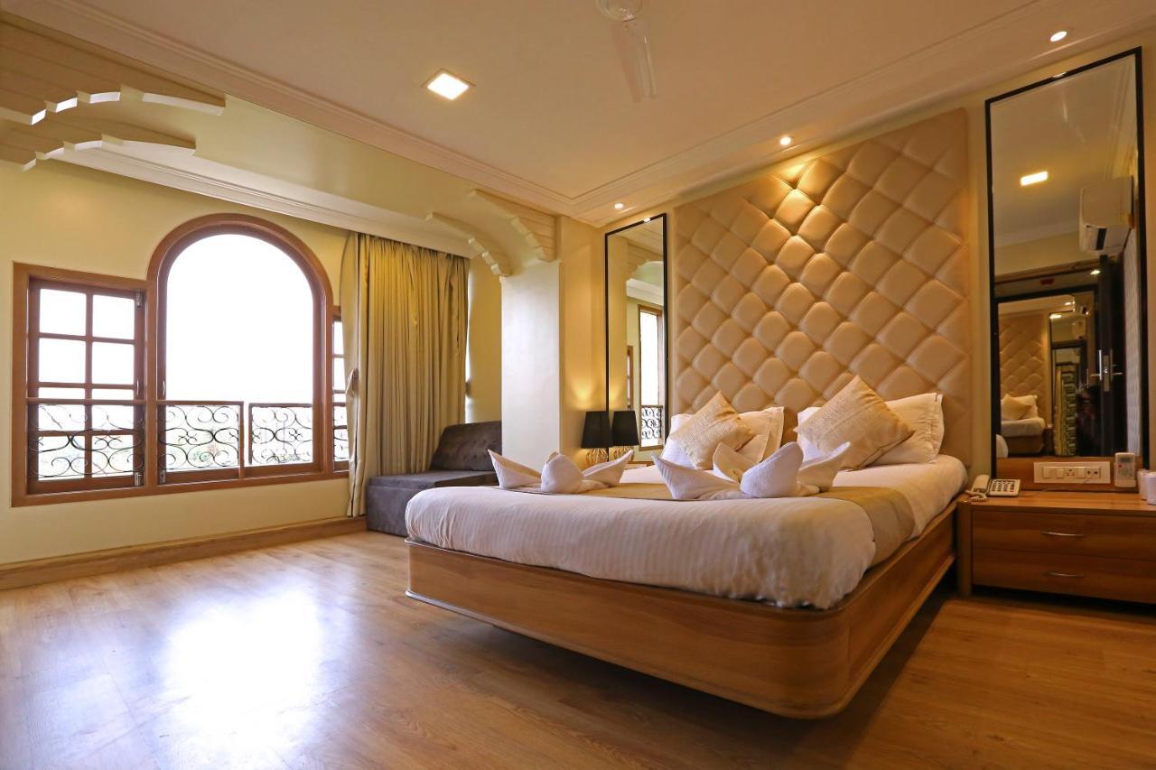 Gulf Hotel Mumbai Ruang foto